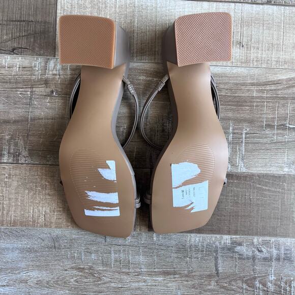 Billini Yazmin Taupe Heel Size 6 - Picture 3 of 3